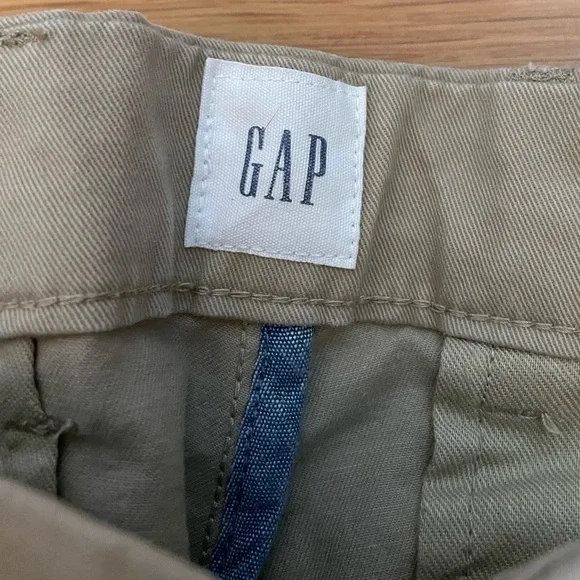 Modern Khakis in Straight Fit with GapFlex - Picture 6 of 6